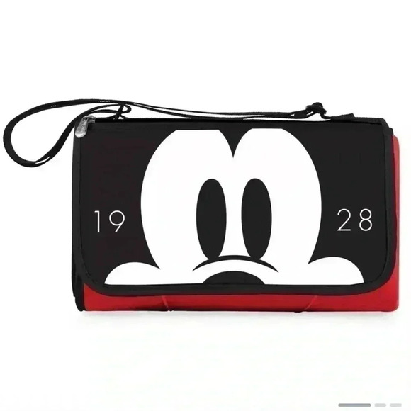 Mickey Mouse Picnic Blanket Messenger Bag - Picture 4 of 4